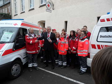 Mehr Informationen über unseren Ortsverein. Foto: Die Ehrenamtlichen des DRK-Ortsvereins Linz am Rhein